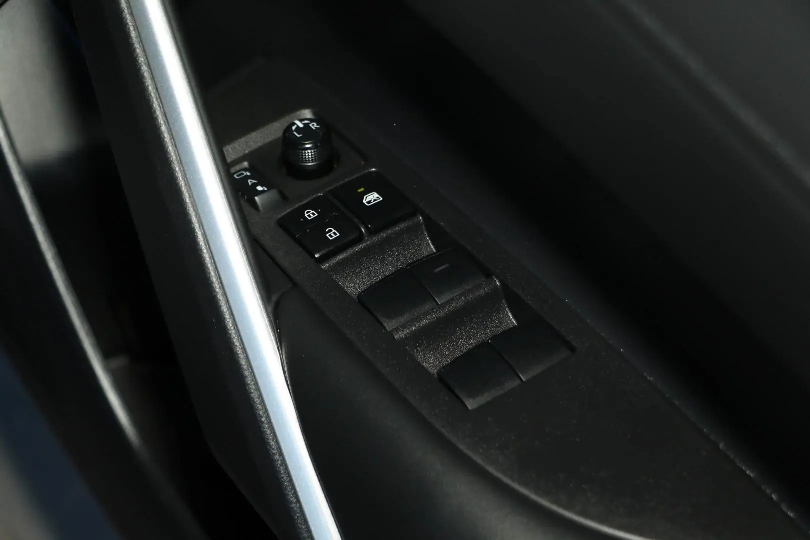2024 Toyota Corolla Cross Gallery Image 20