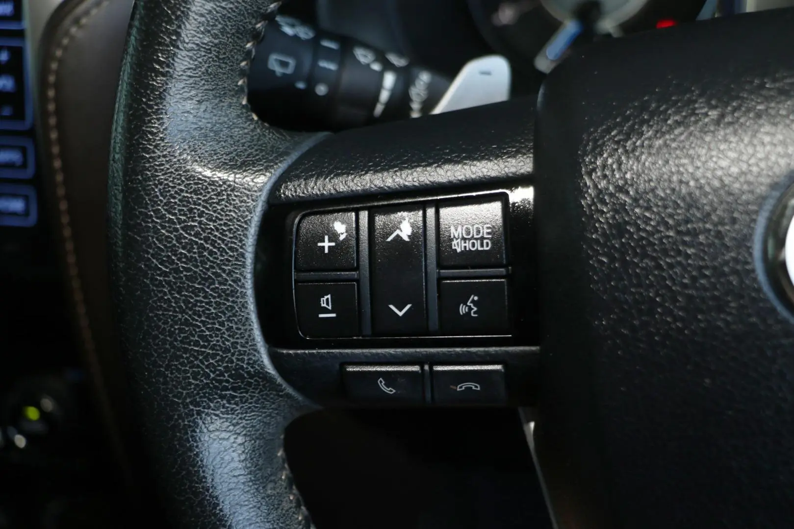 2018 Toyota Fortuner Gallery Image 16