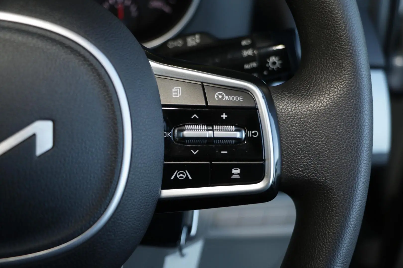 2022 Kia Carnival Gallery Image 14