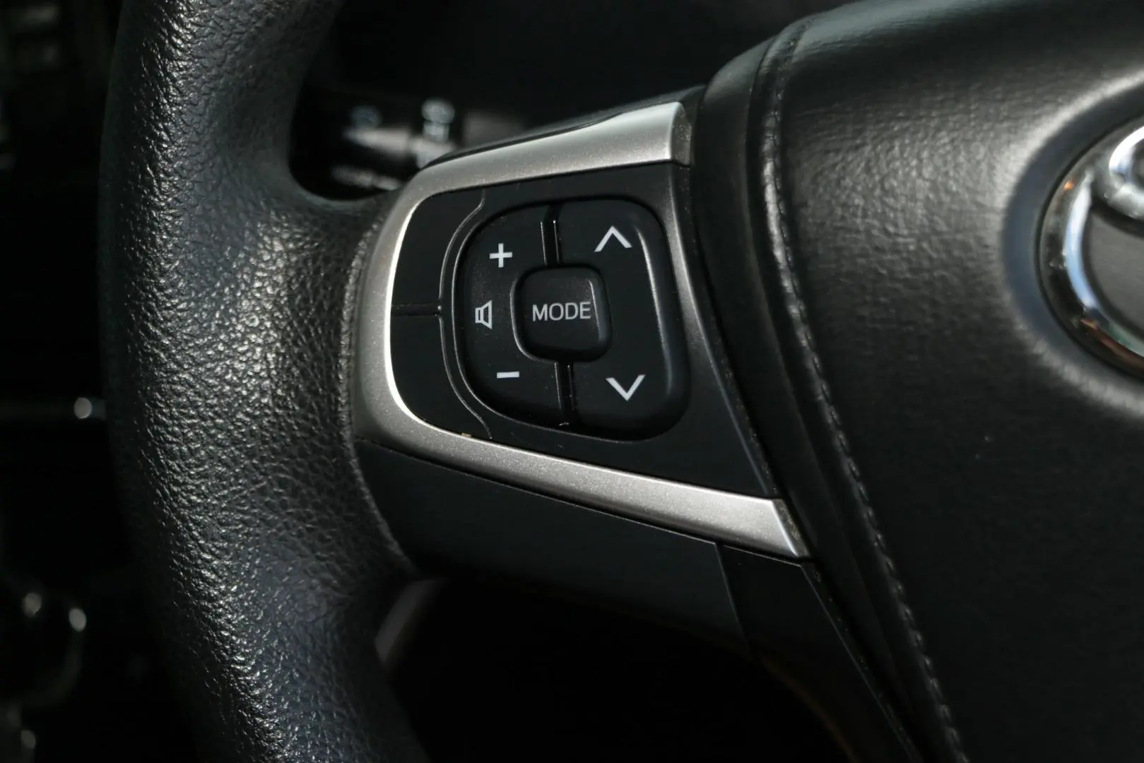 2018 Toyota Tarago Gallery Image 15