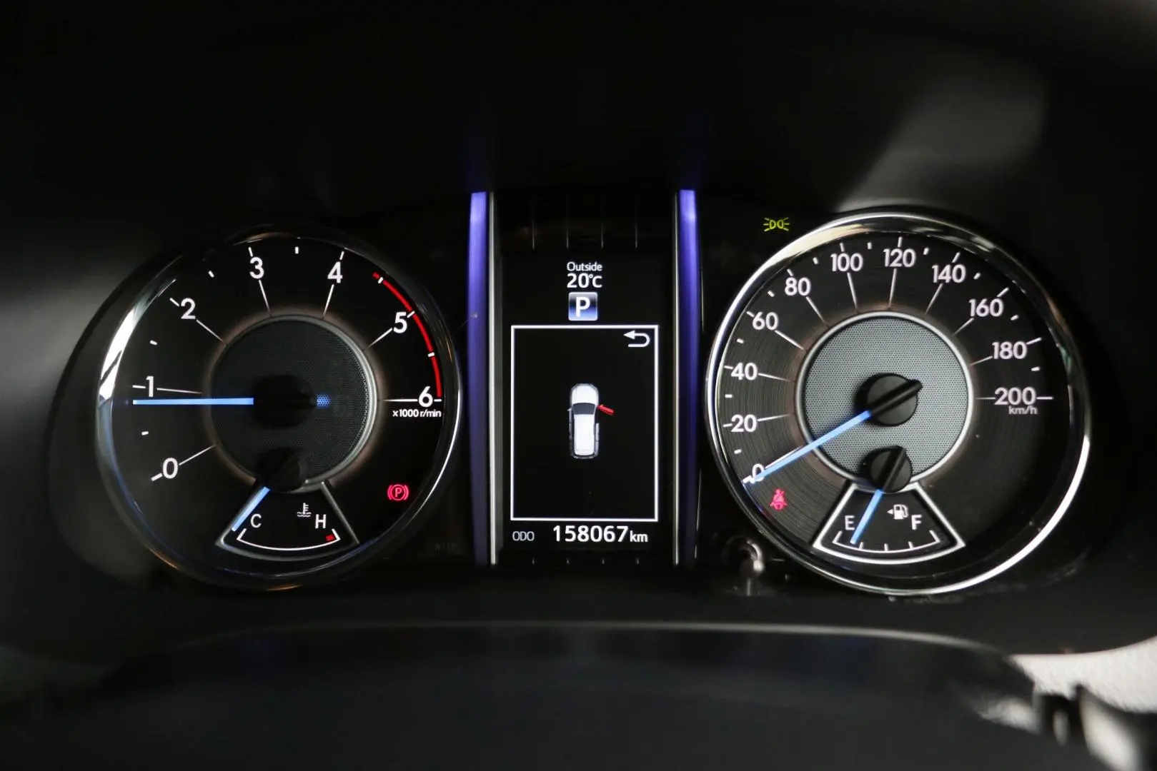 2015 Toyota Fortuner Gallery Image 12