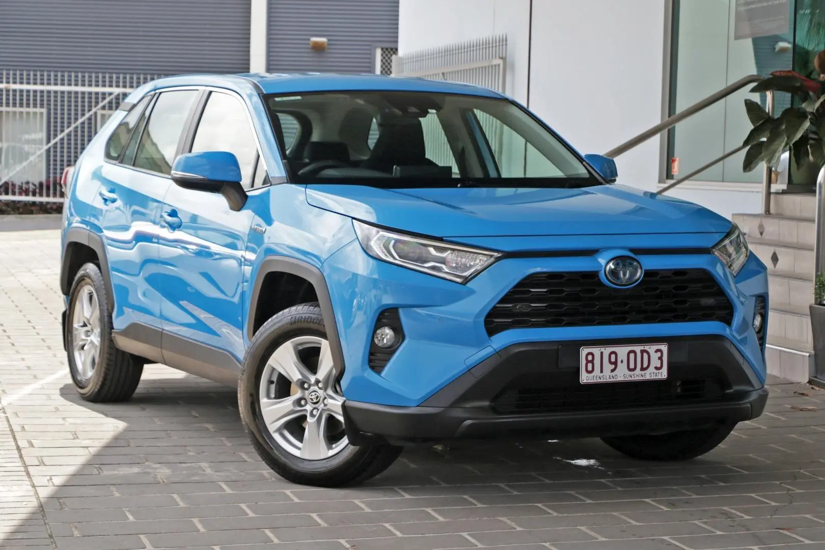 2021 Toyota RAV4 Gallery Image 1