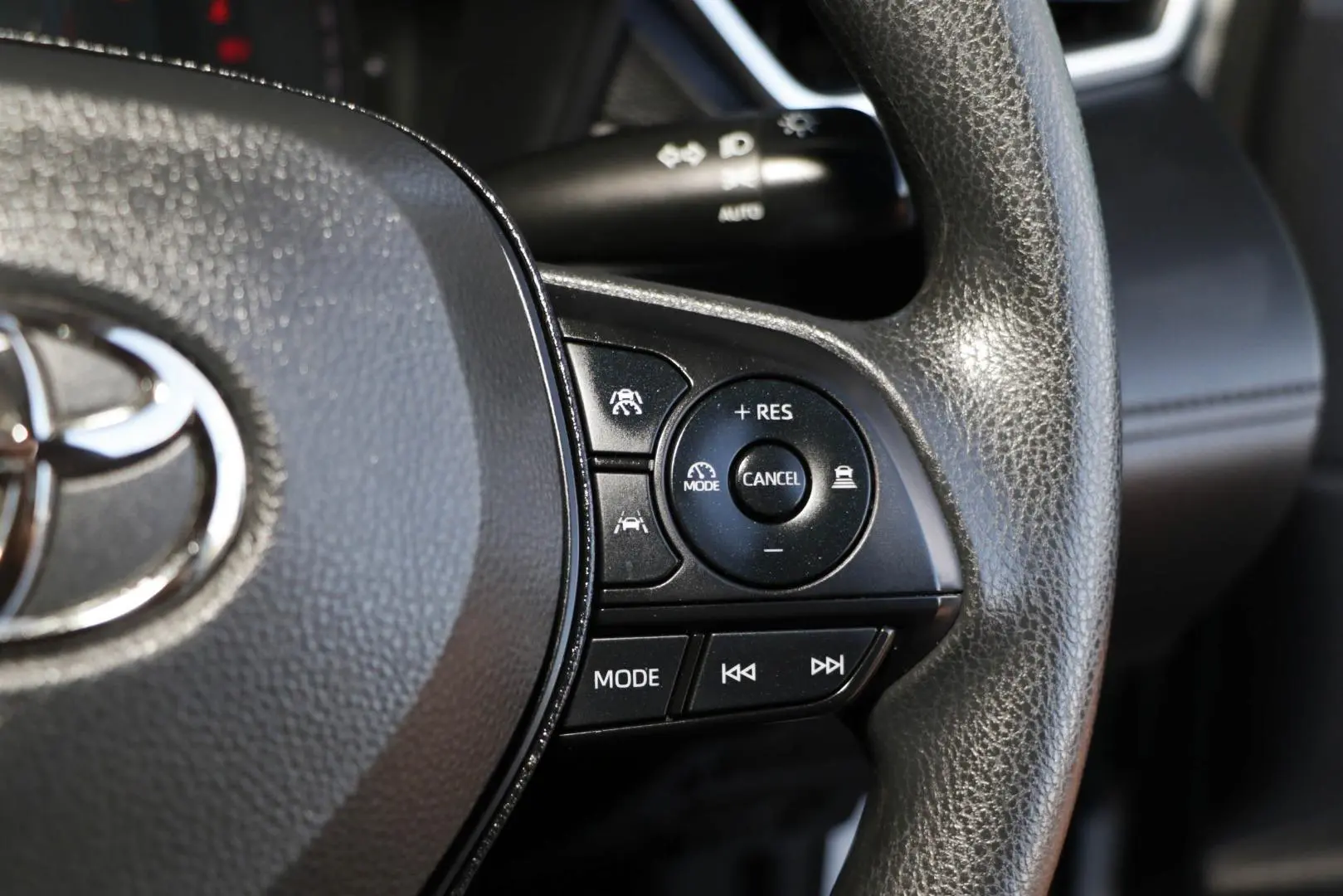 2023 Toyota Corolla Cross Gallery Image 15