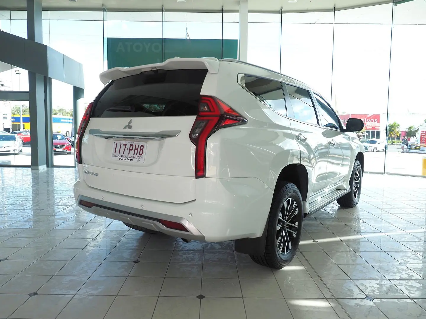 2022 Mitsubishi Pajero Sport Gallery Image 2