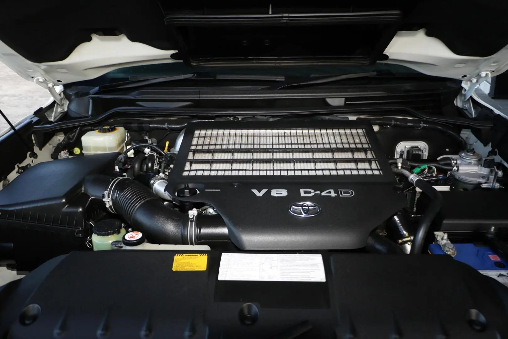 2018 Toyota Landcruiser Gallery Image 21