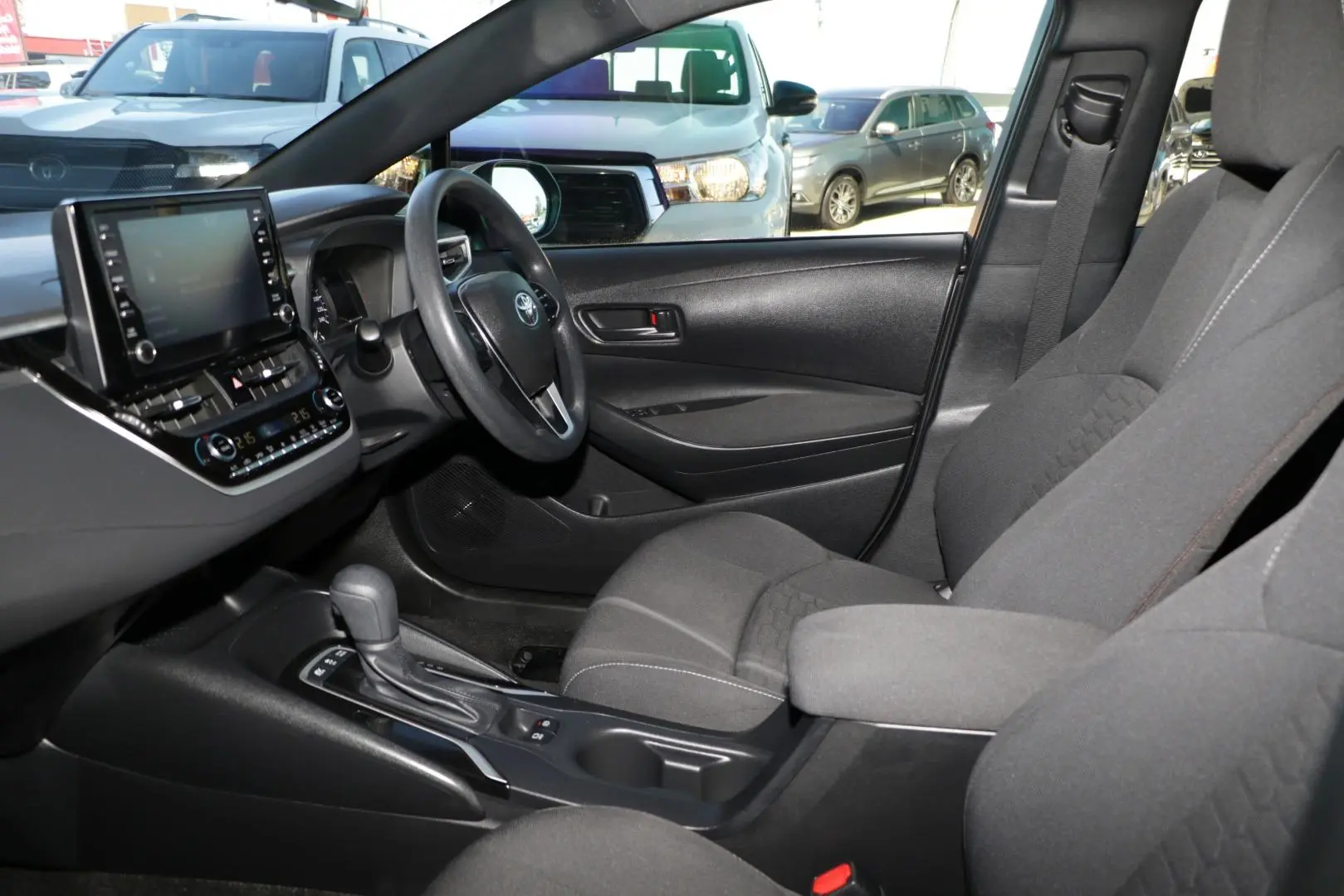 2022 Toyota Corolla Gallery Image 8