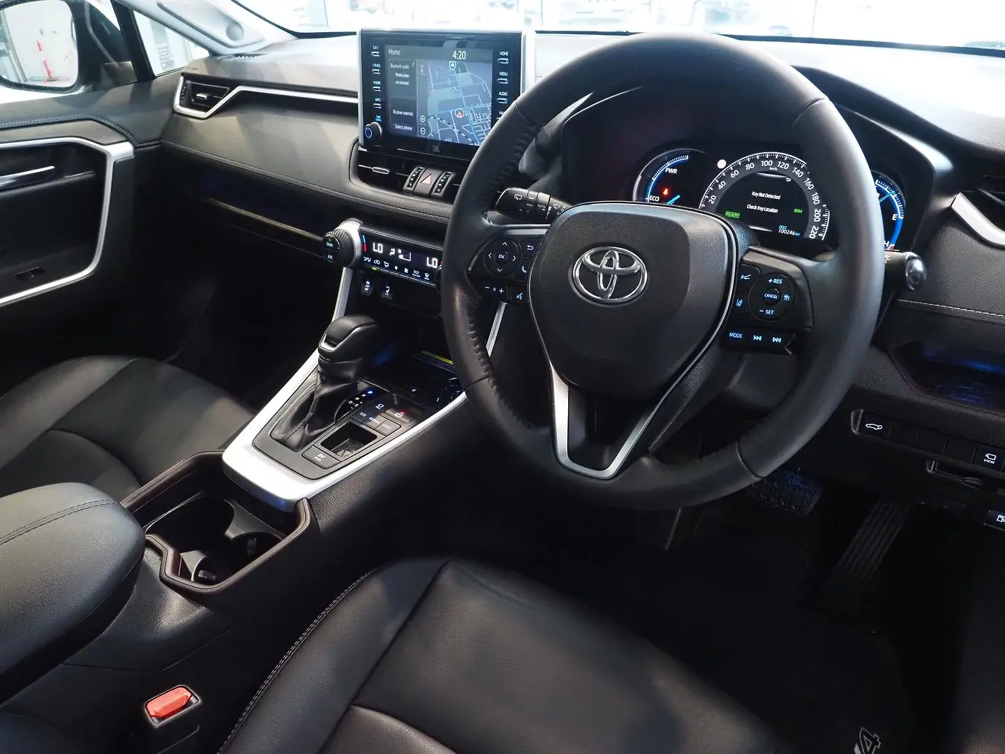 2021 Toyota RAV4 Gallery Image 4