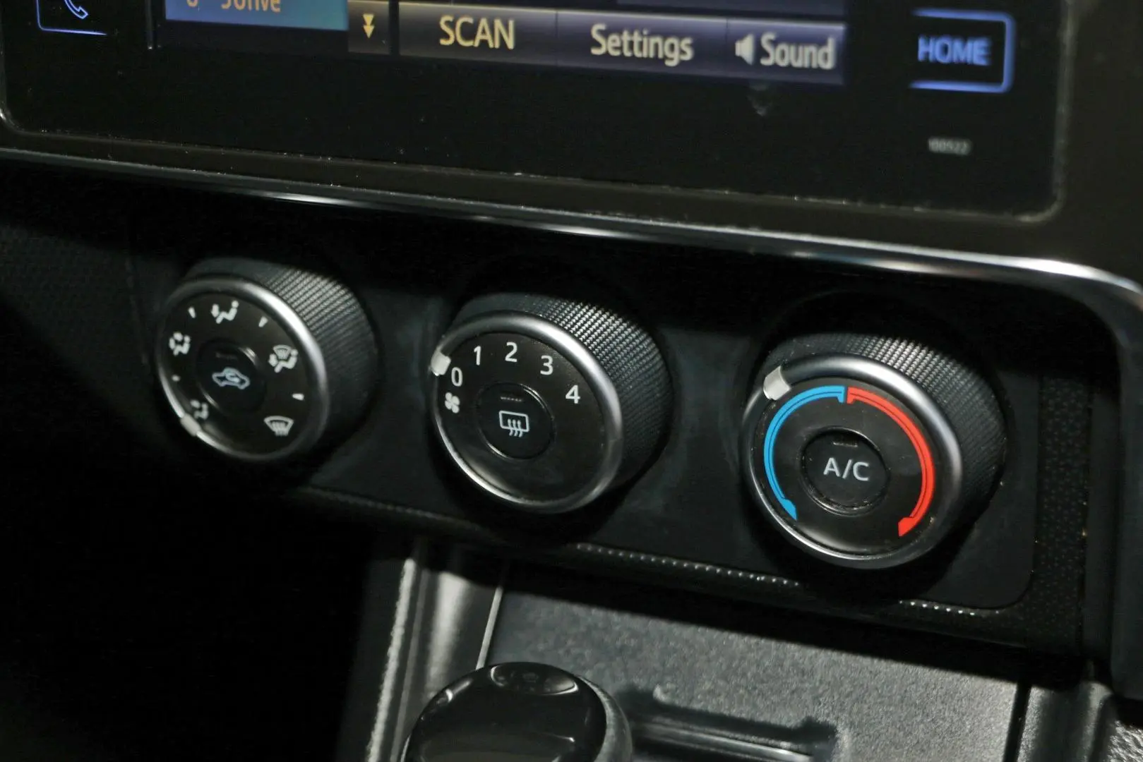 2018 Toyota Corolla Gallery Image 17
