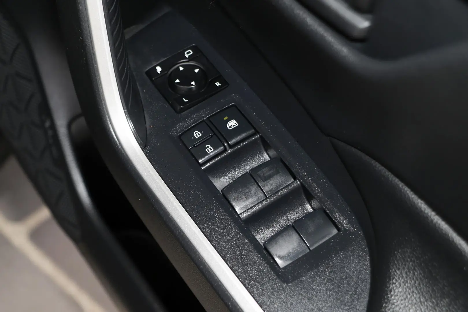 2022 Toyota RAV4 Gallery Image 20