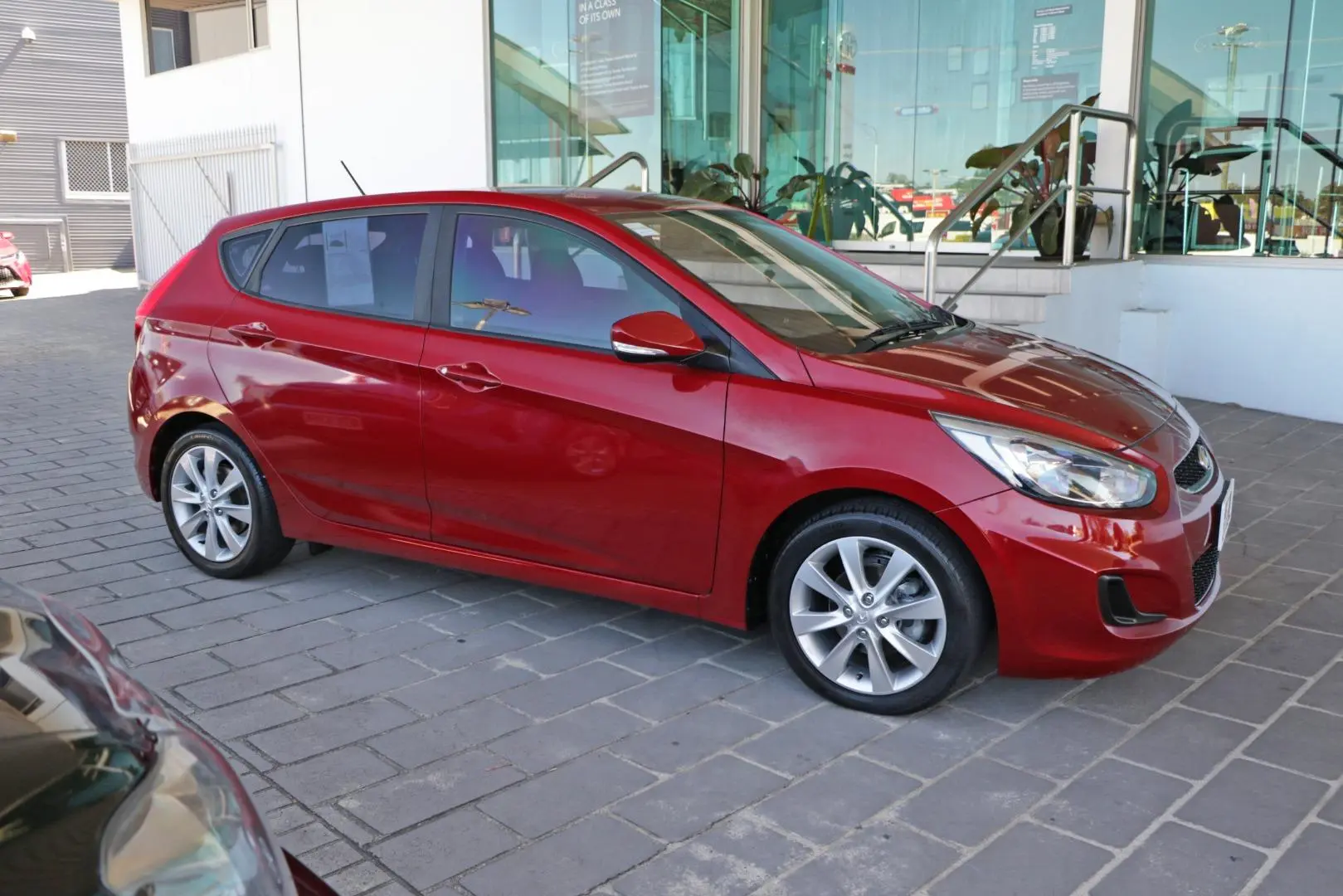 2018 Hyundai Accent Image 5