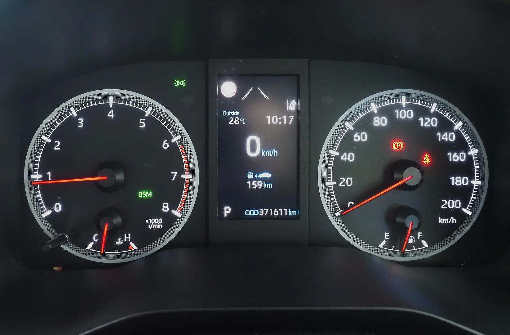 2019 Toyota Hiace Gallery Image 6