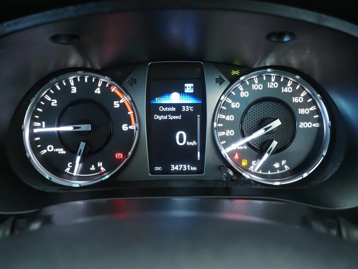 2024 Toyota Hilux Gallery Image 21