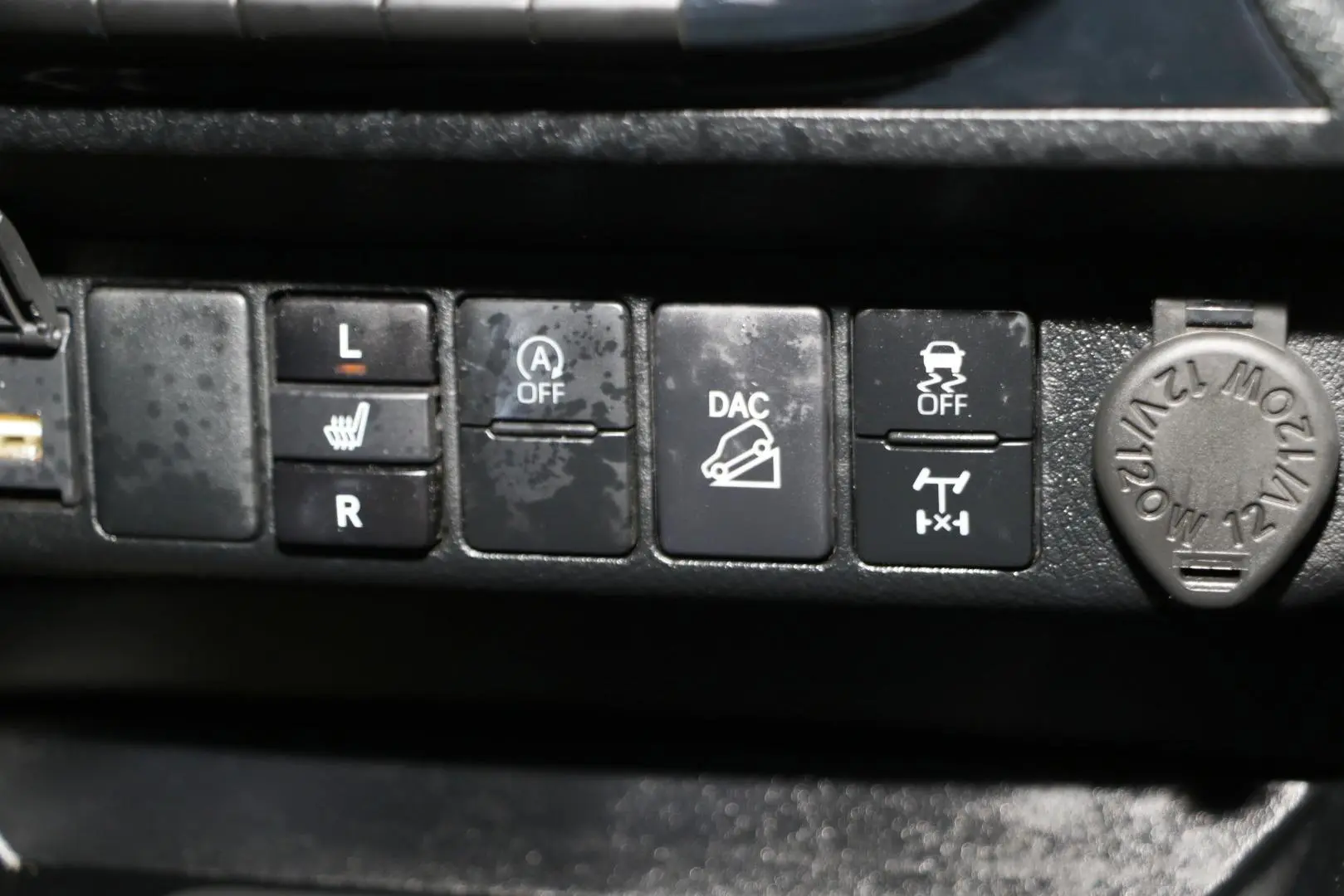 2025 Toyota Hilux Gallery Image 18