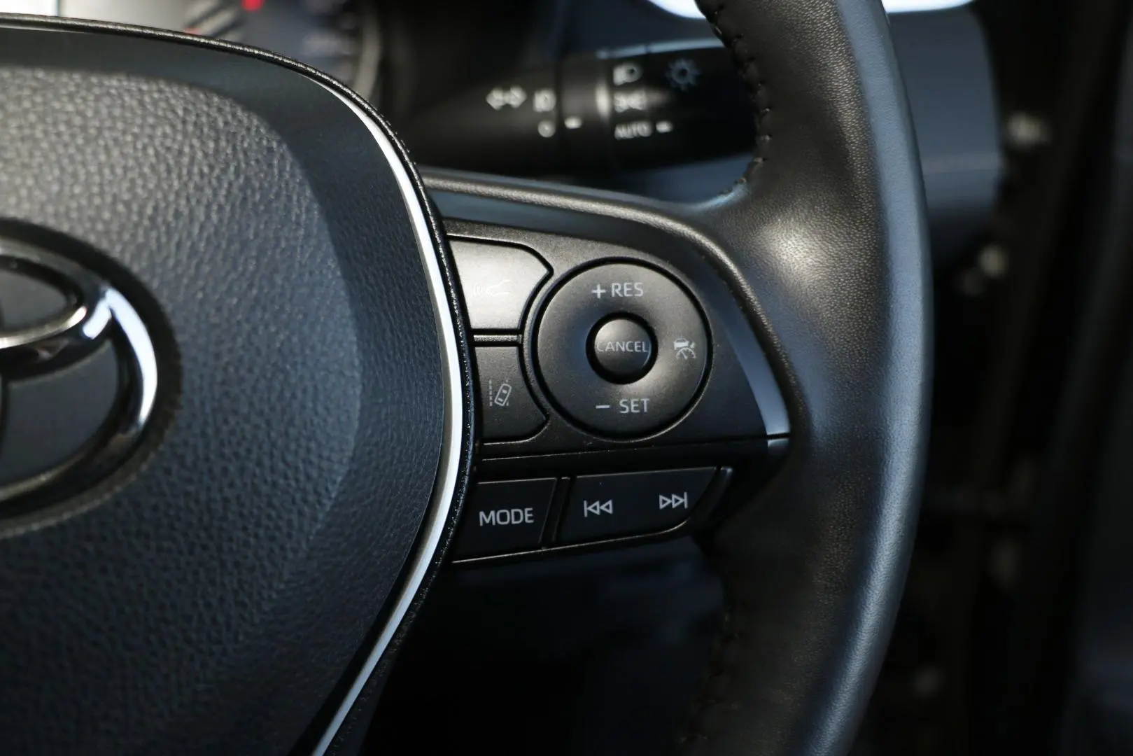 2021 Toyota RAV4 Gallery Image 17