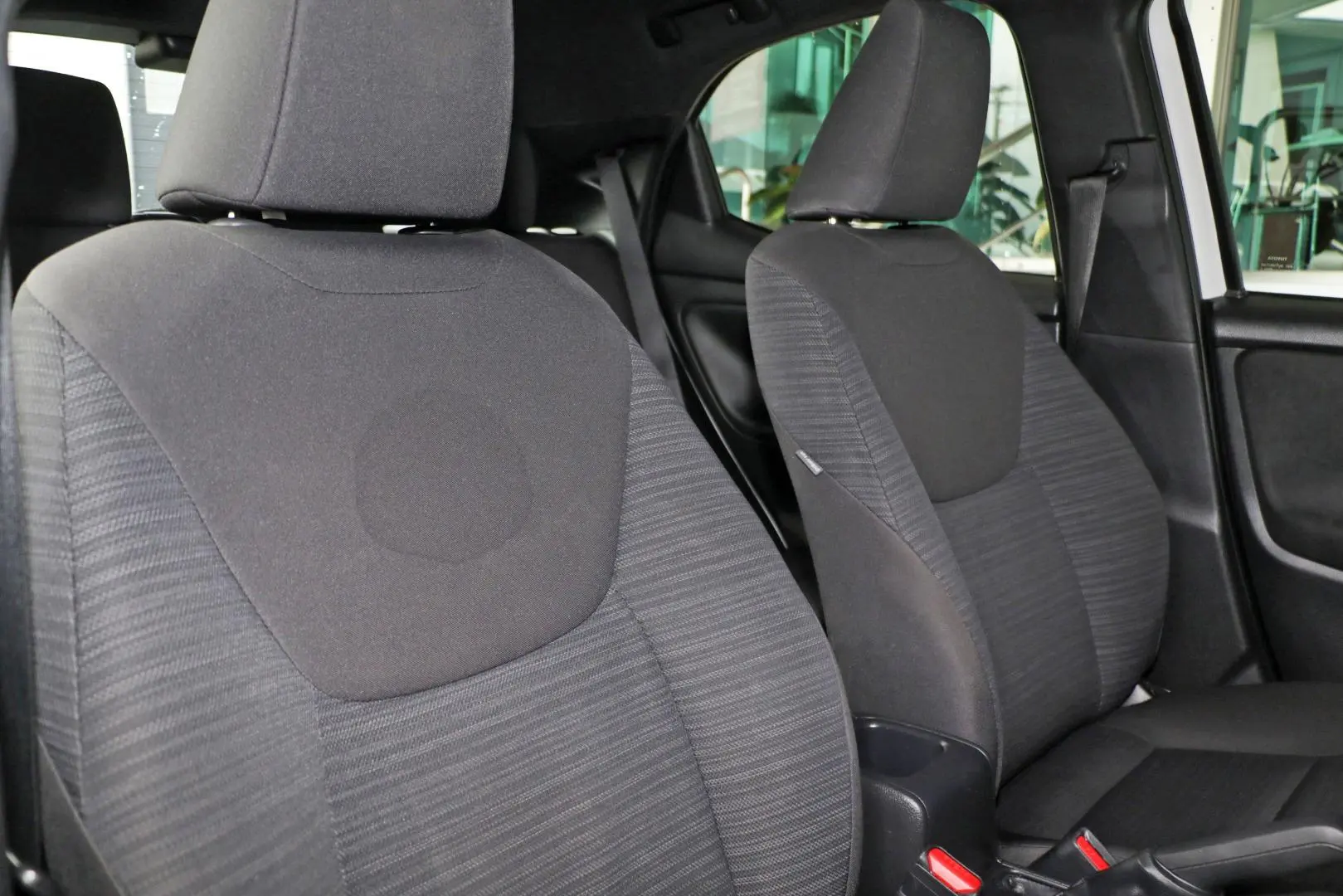 2023 Toyota Yaris Gallery Image 11