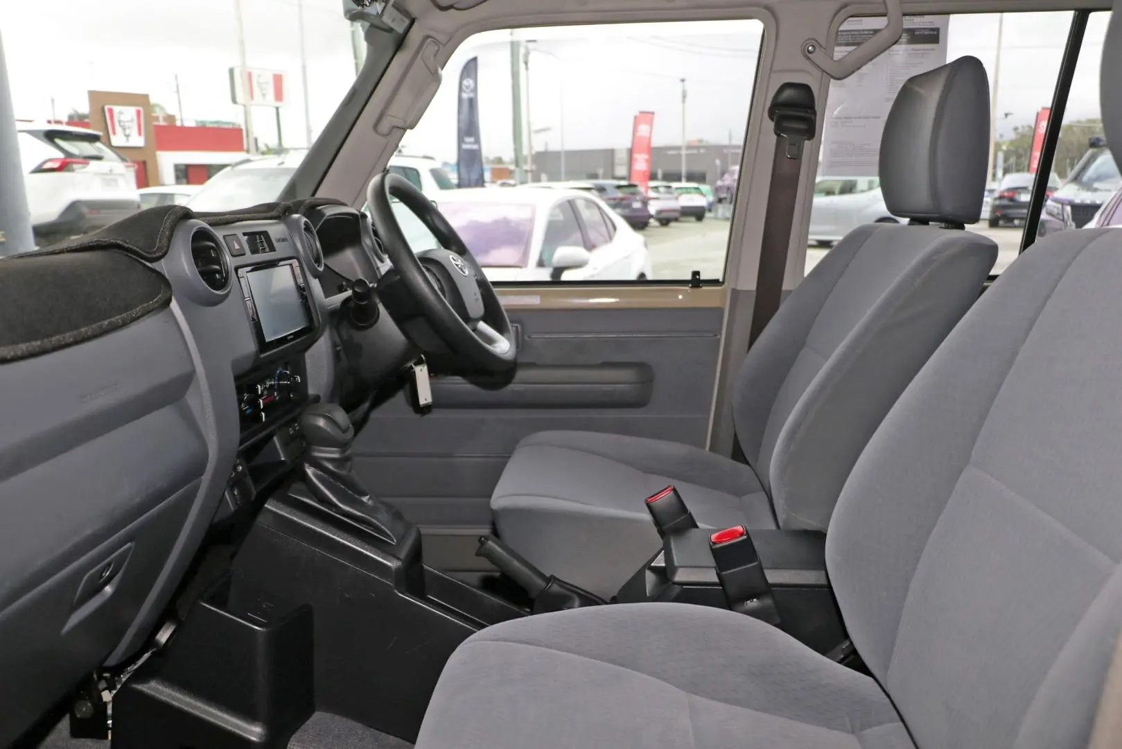 2023 Toyota Landcruiser Gallery Image 9