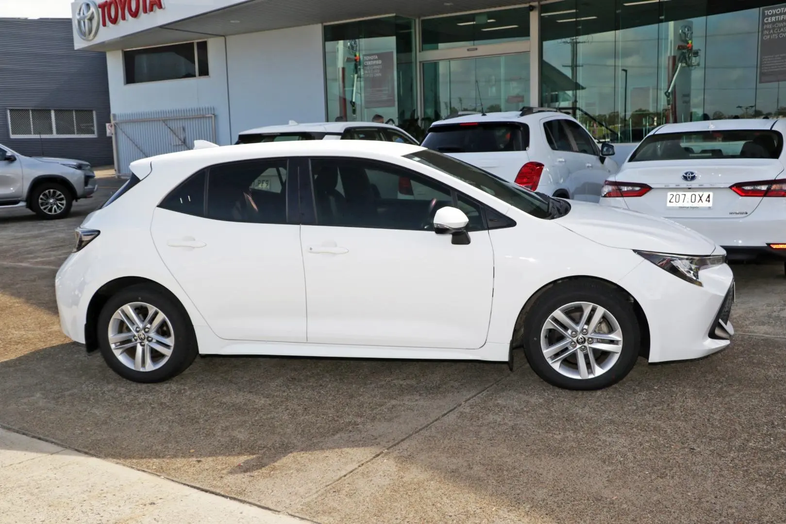 2019 Toyota Corolla Gallery Image 5