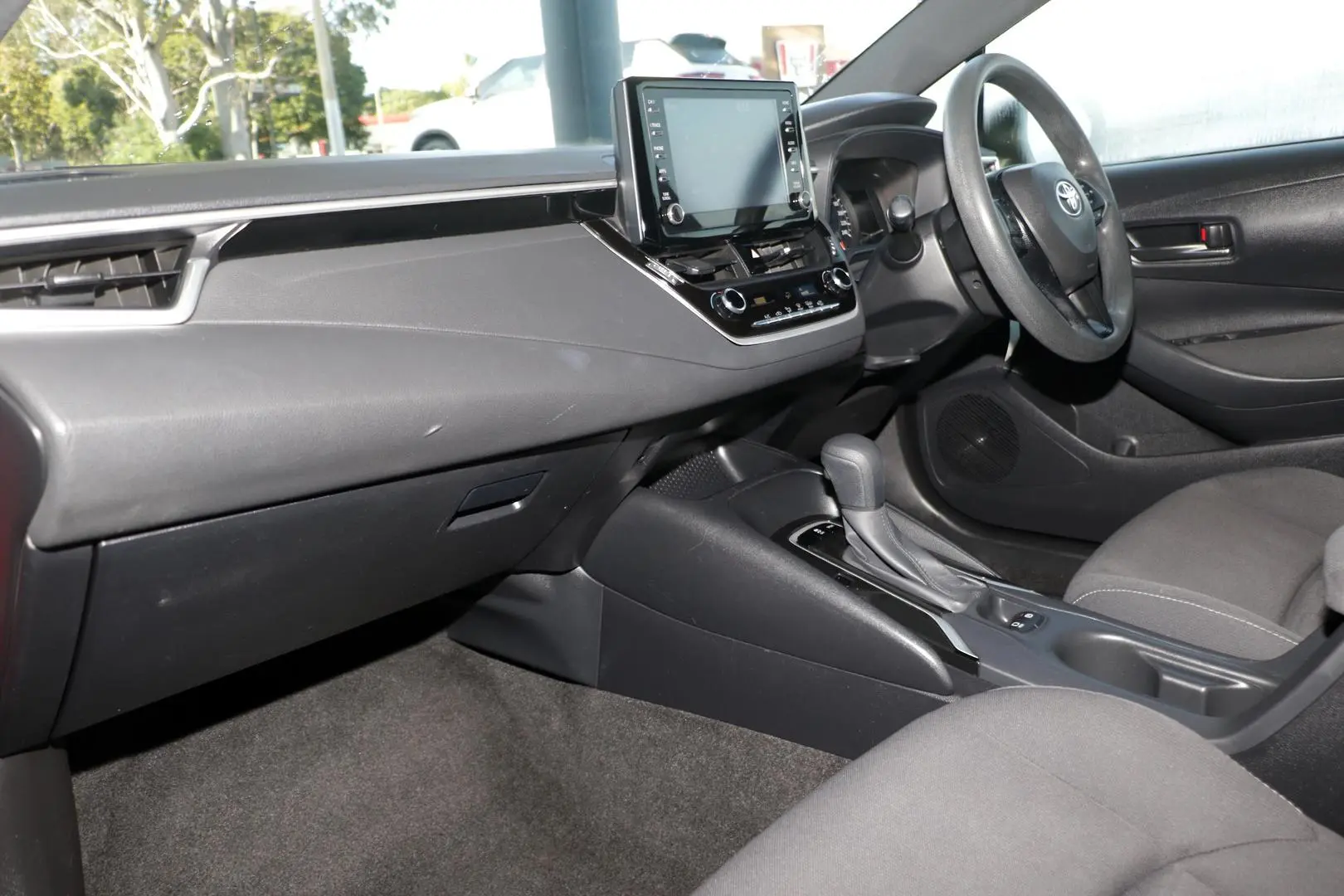2020 Toyota Corolla Gallery Image 7