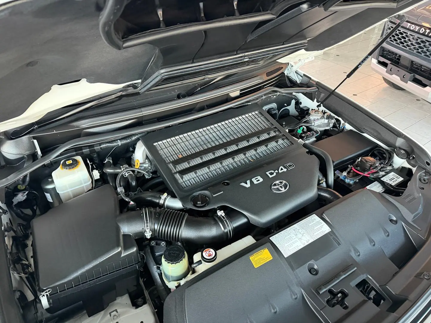 2019 Toyota Landcruiser Gallery Image 5