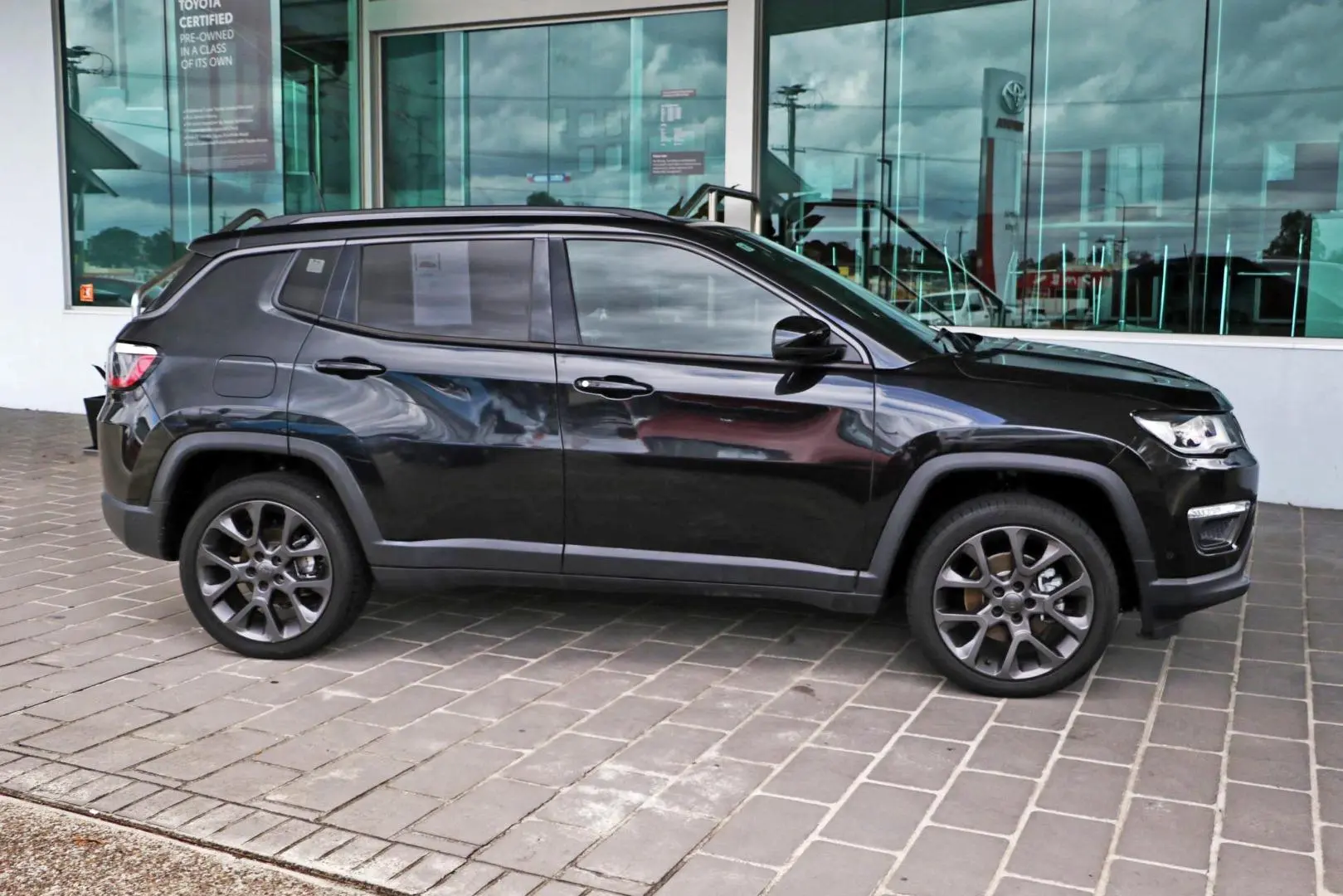 2020 Jeep Compass Image 5