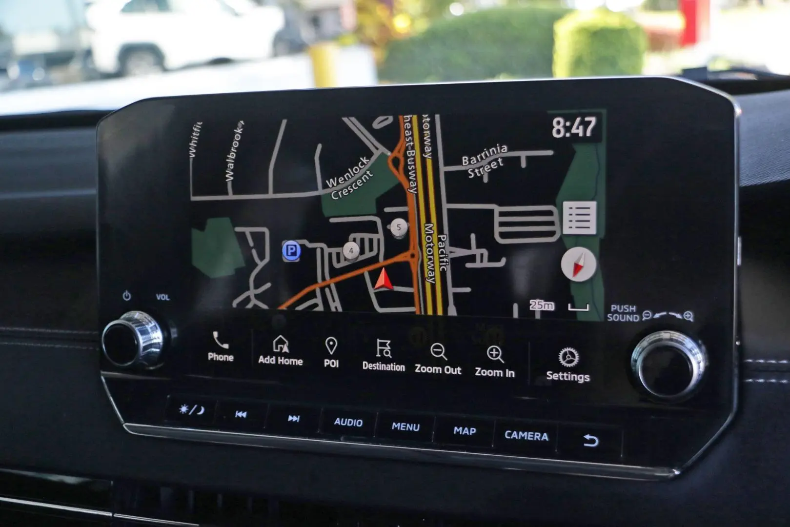 2024 Mitsubishi Outlander Gallery Image 11