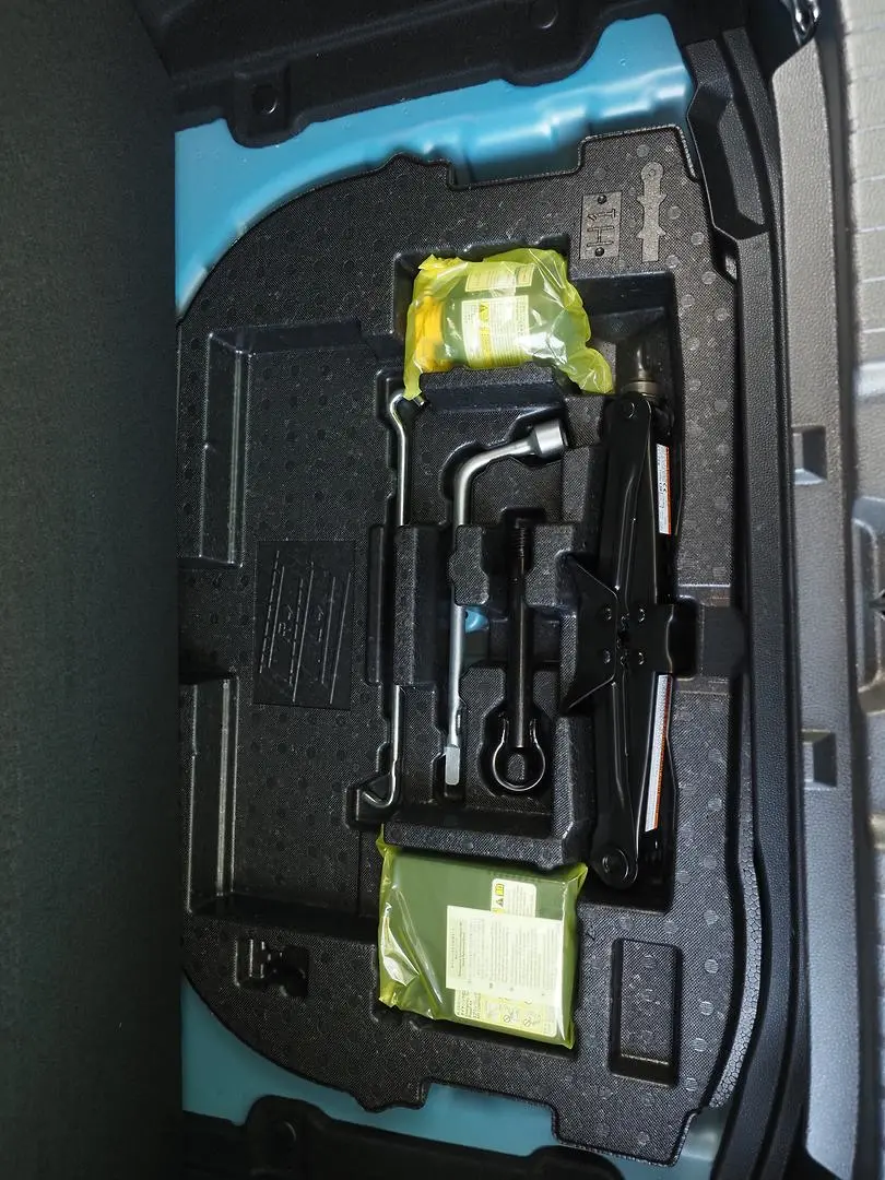 2020 Toyota Corolla Gallery Image 27