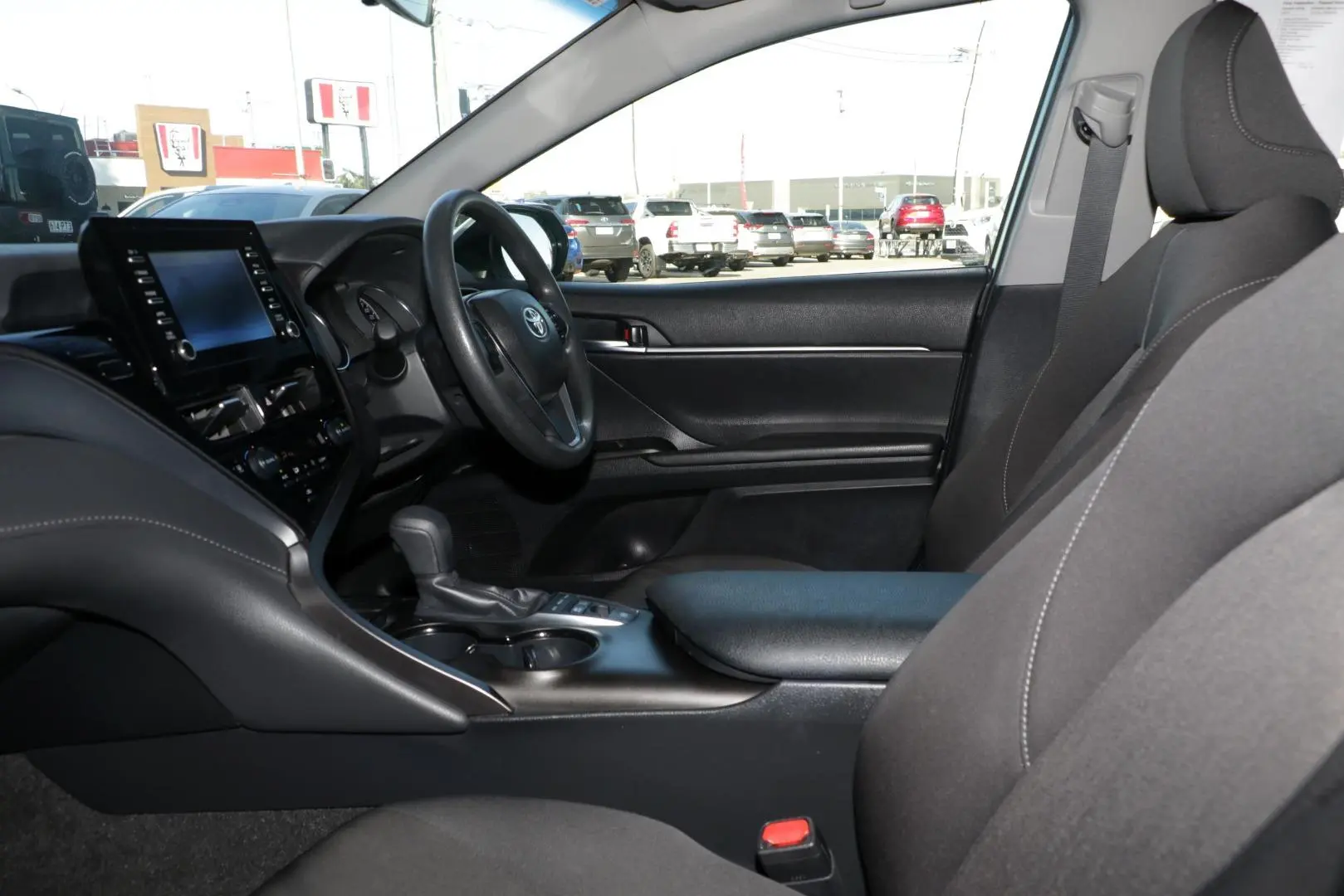 2023 Toyota Camry Gallery Image 8