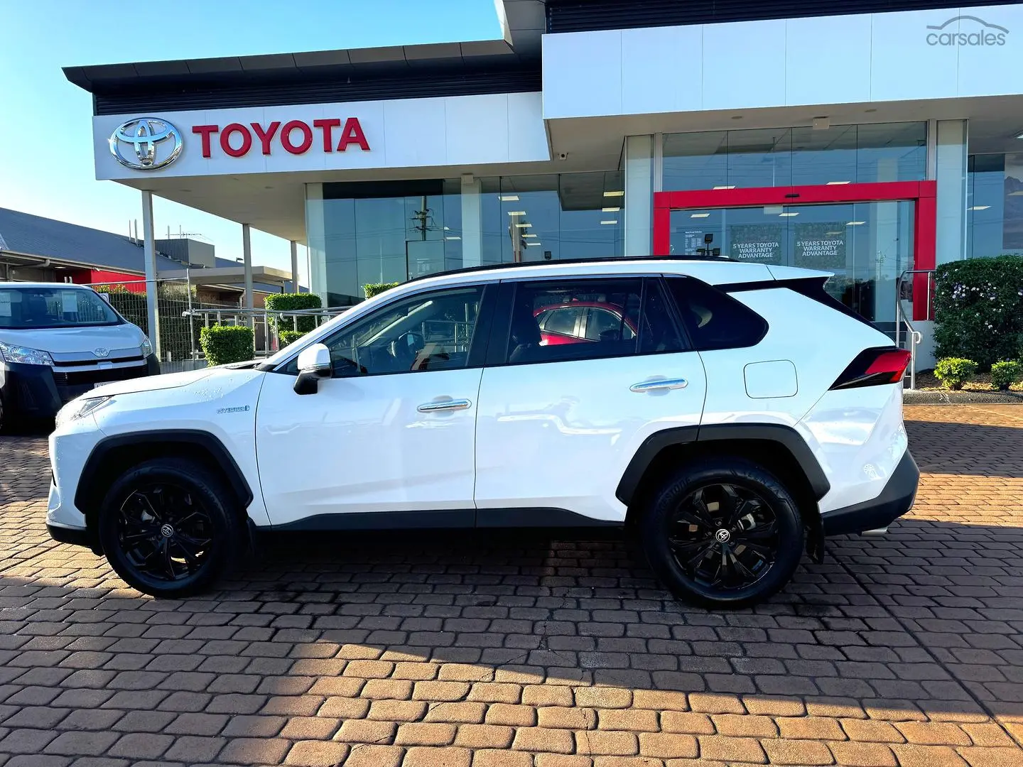 2022 Toyota RAV4 Image 6