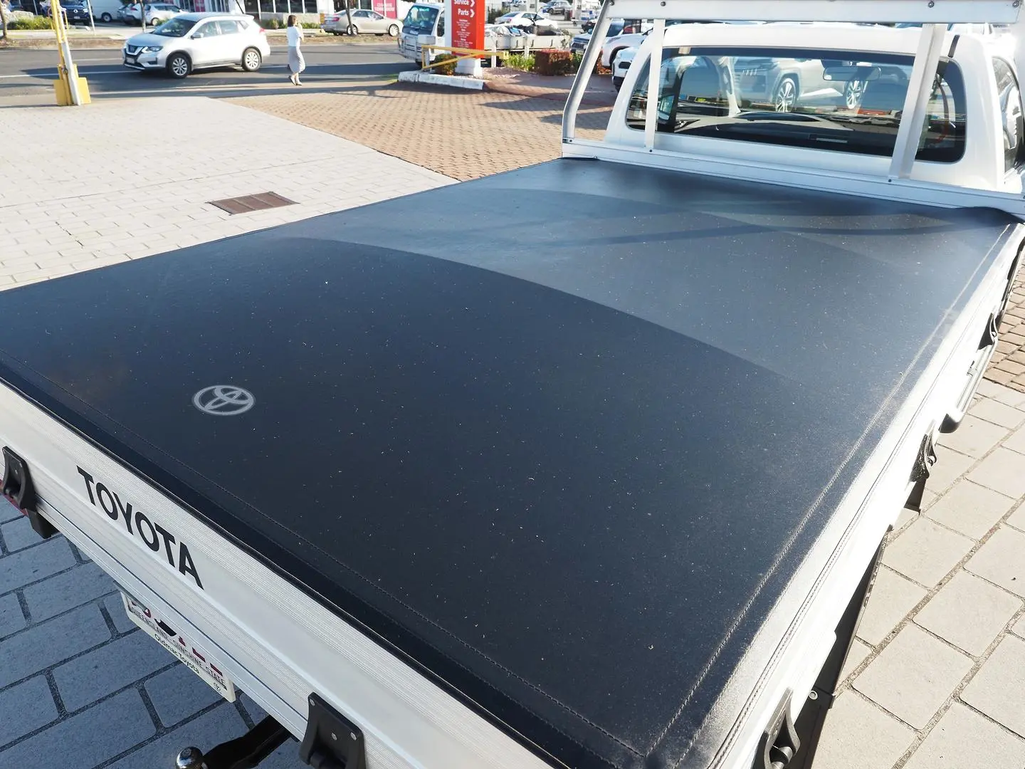 2023 Toyota Hilux Gallery Image 7
