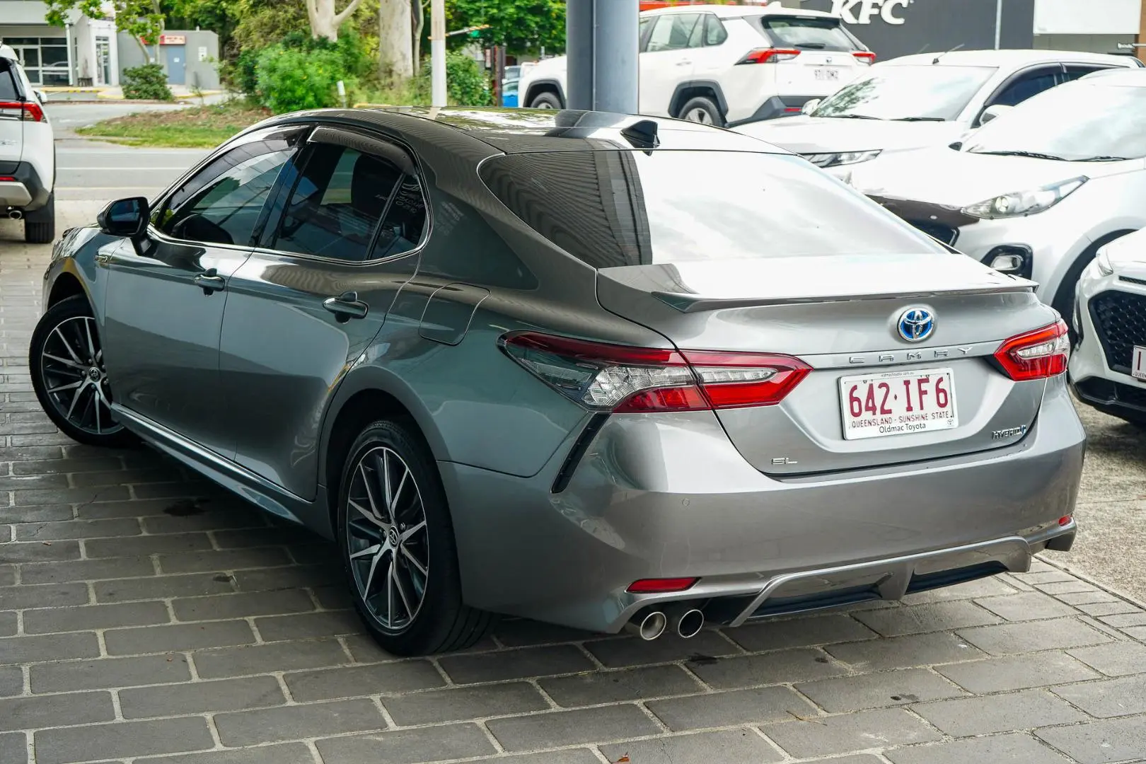 2023 Toyota Camry Gallery Image 2