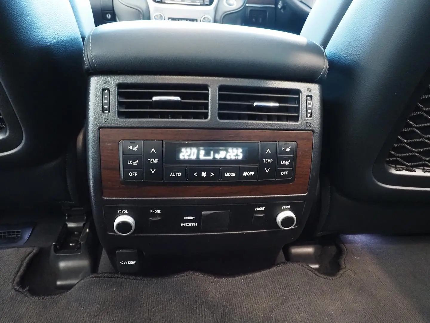 2021 Toyota Landcruiser Gallery Image 22
