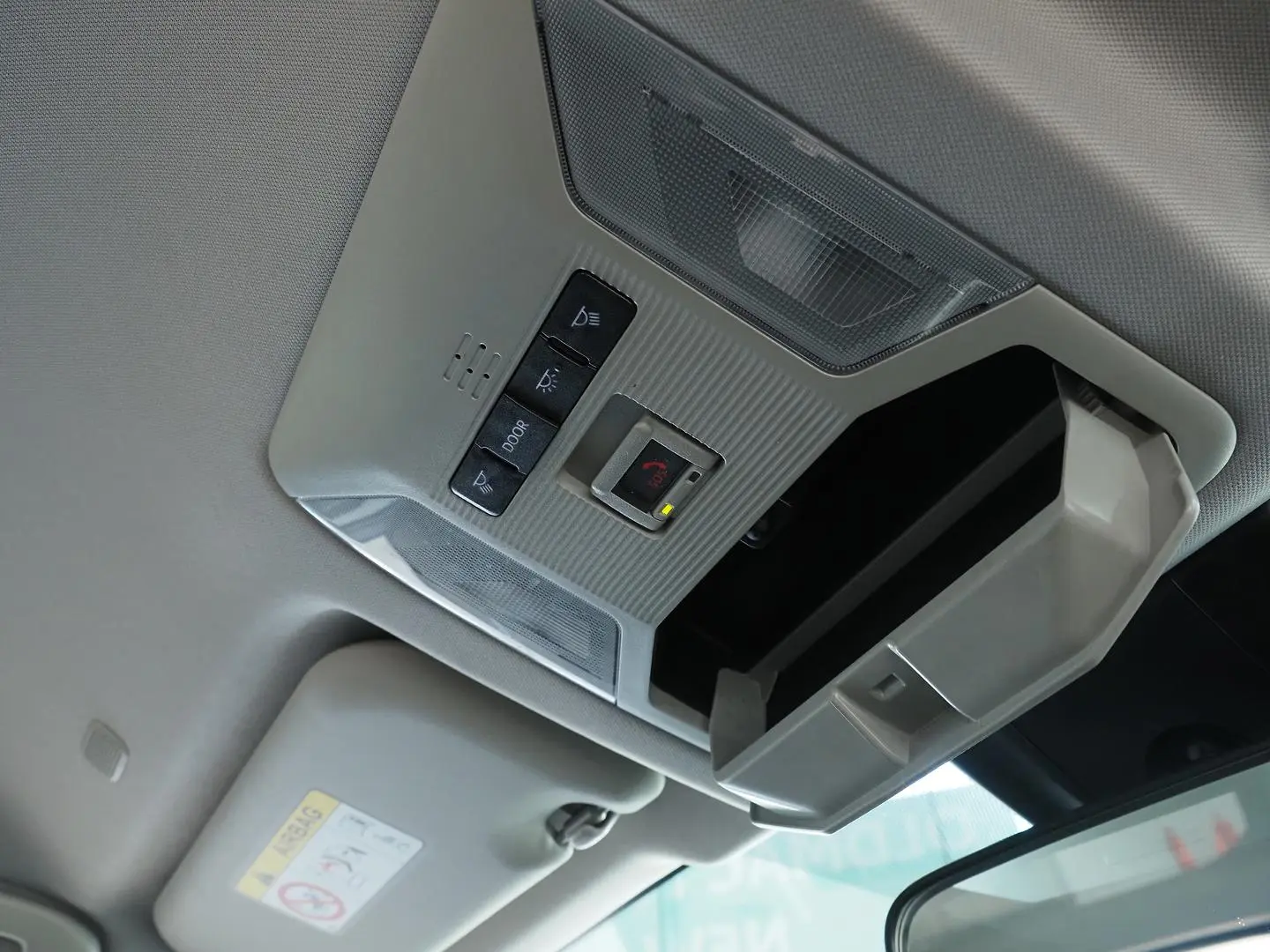 2024 Toyota RAV4 Gallery Image 28