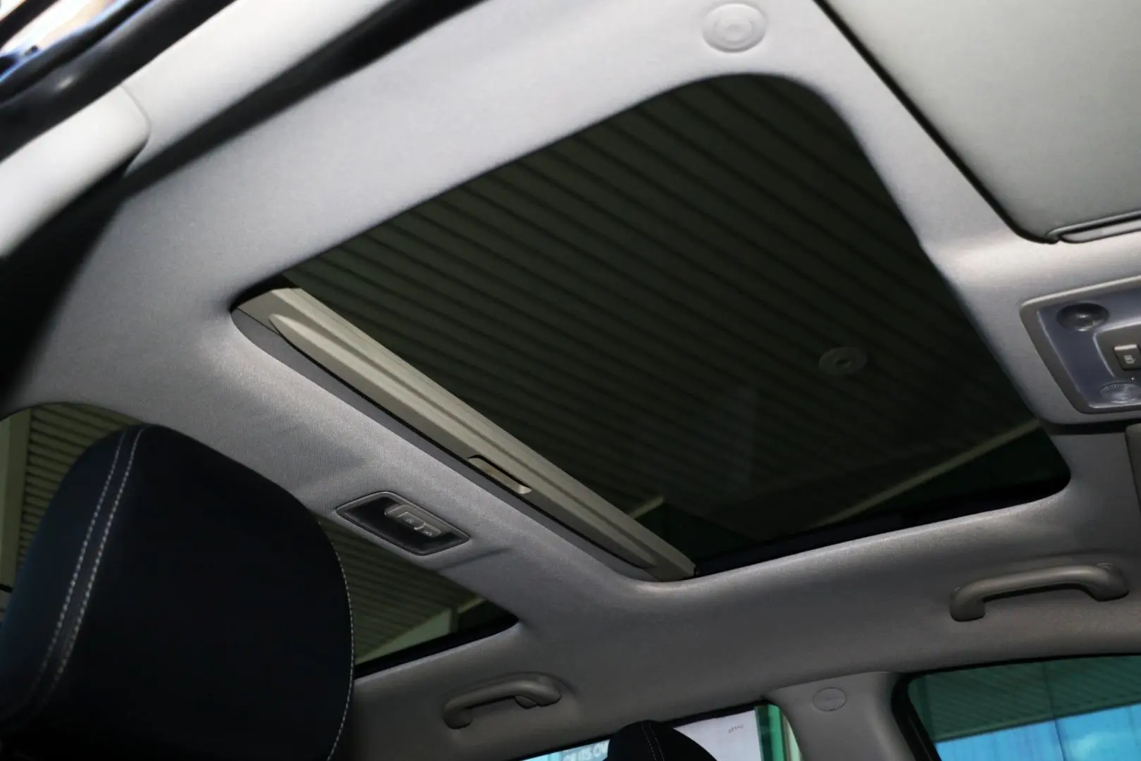 2015 Kia Sportage Gallery Image 12