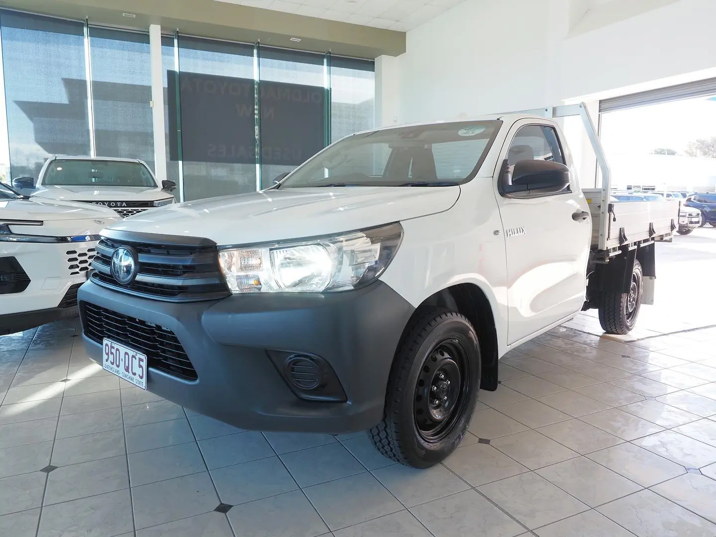 2023 Toyota Hilux Gallery Image 12