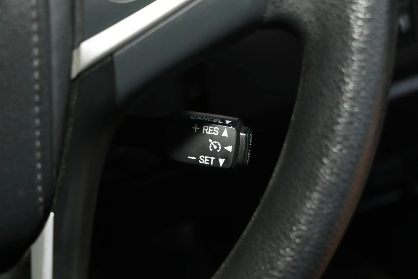 2018 Toyota Tarago Gallery Image 14