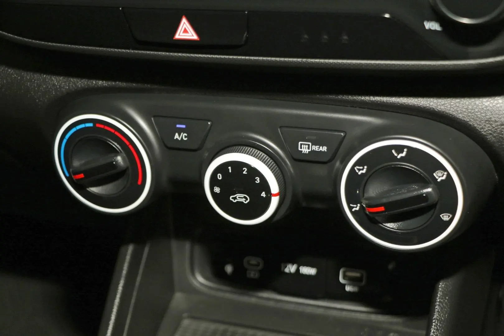 2024 Hyundai Venue Gallery Image 17