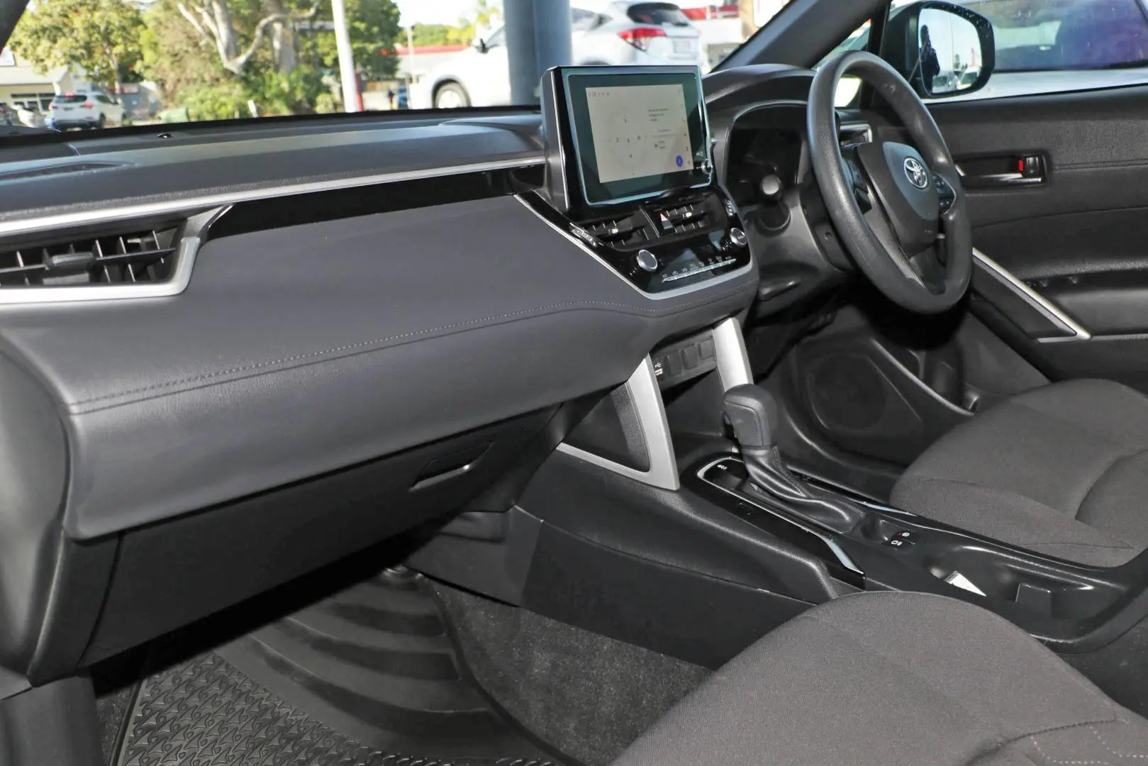 2023 Toyota Corolla Cross Gallery Image 6