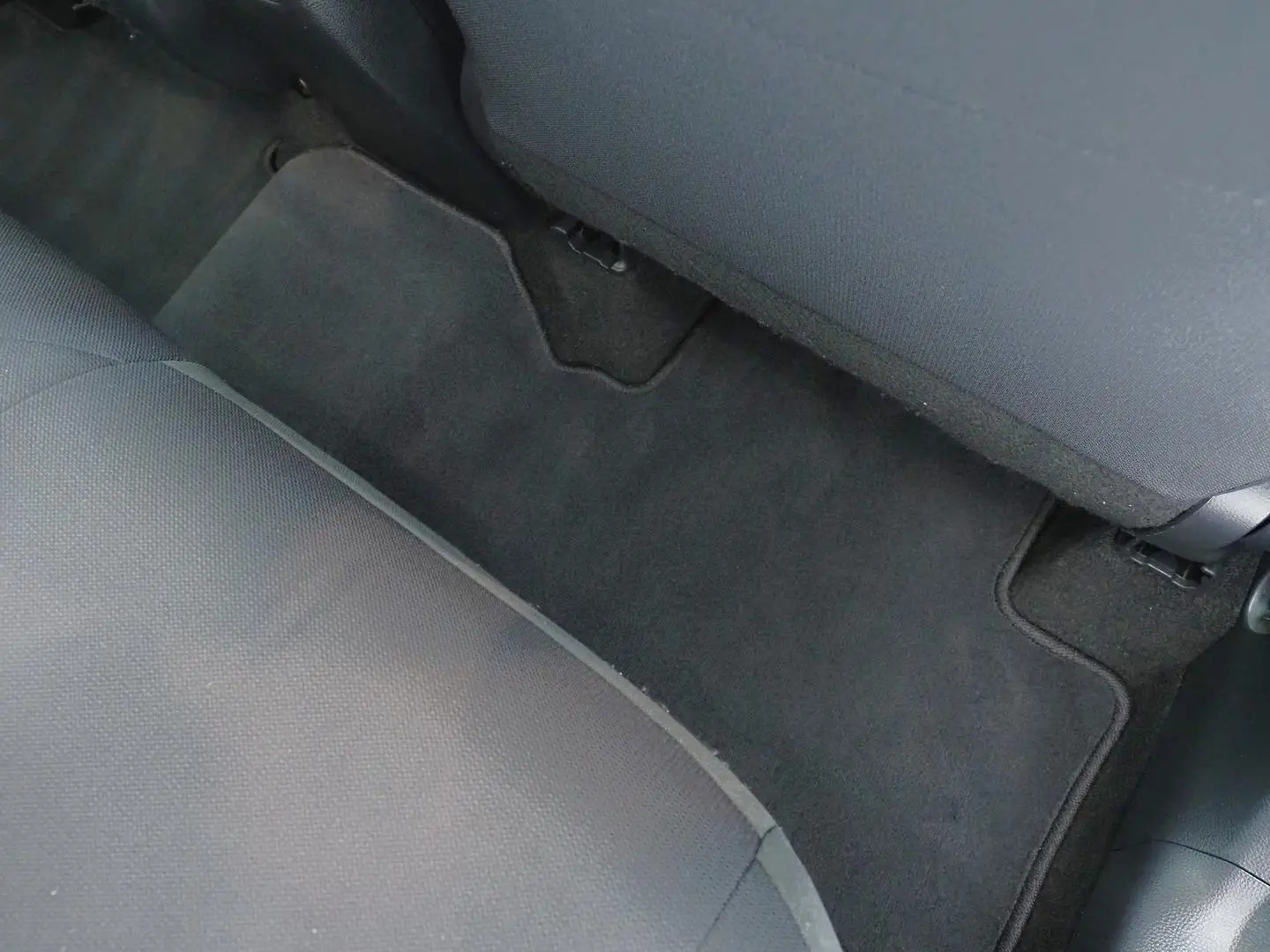 2023 Toyota Corolla Cross Gallery Image 16