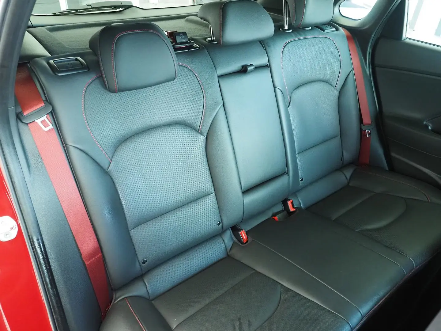 2017 Hyundai i30 Gallery Image 13