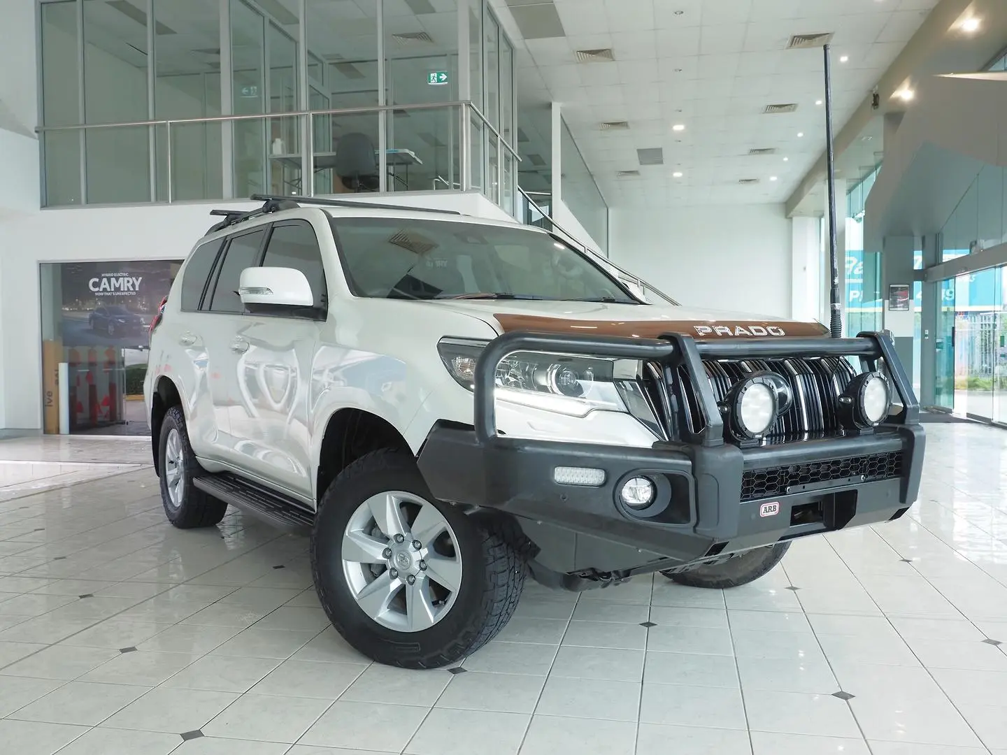 2018 Toyota Landcruiser Prado Gallery Image 1