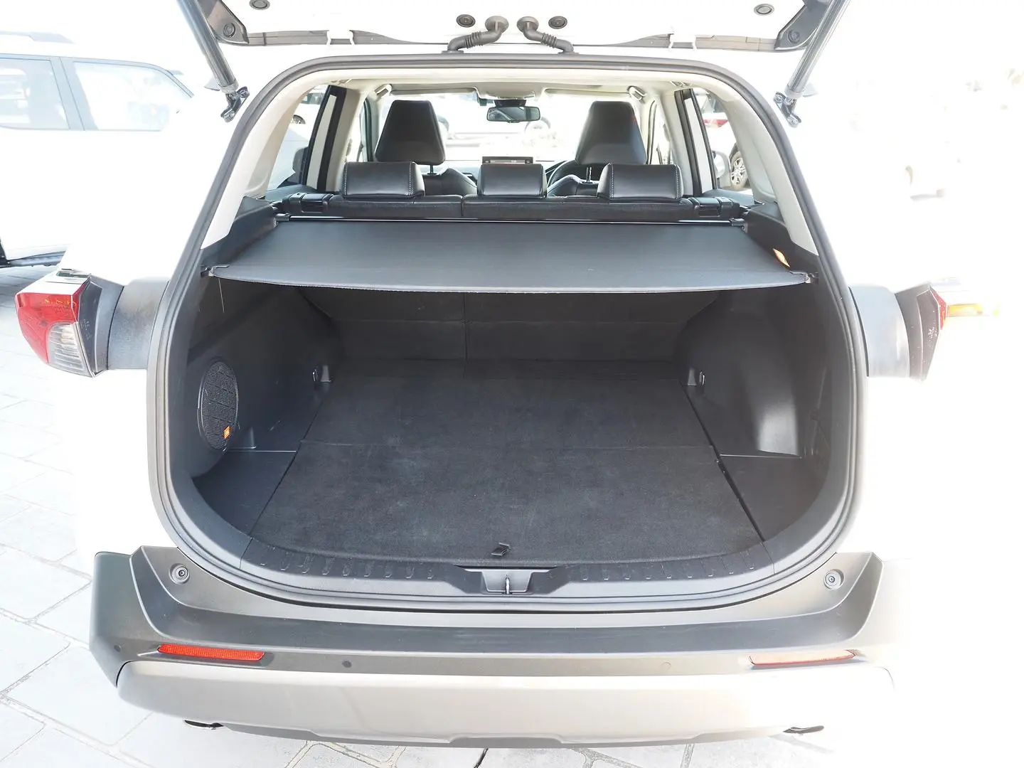 2021 Toyota RAV4 Gallery Image 12