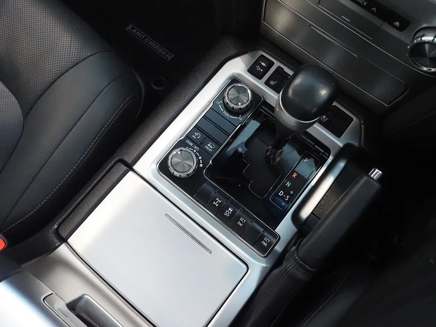 2021 Toyota Landcruiser Gallery Image 29