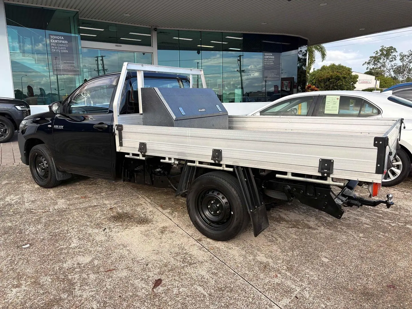 2021 Toyota Hilux Gallery Image 7