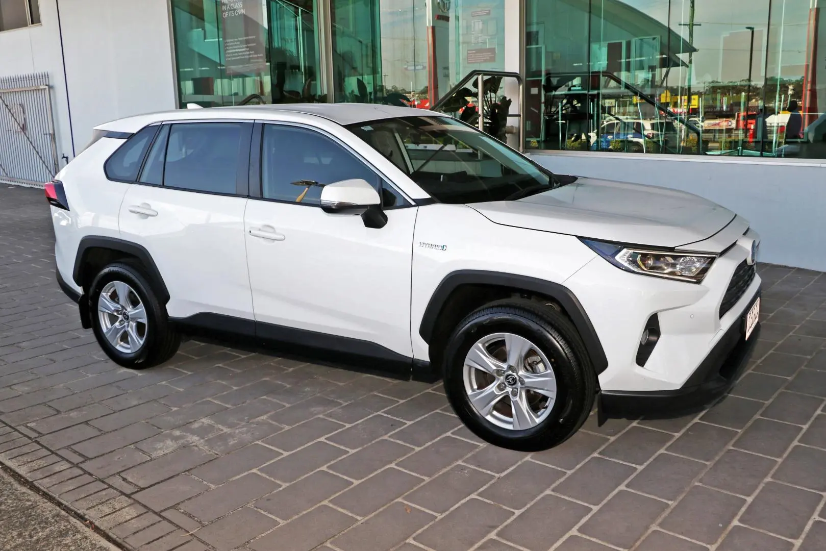 2021 Toyota RAV4 Gallery Image 5