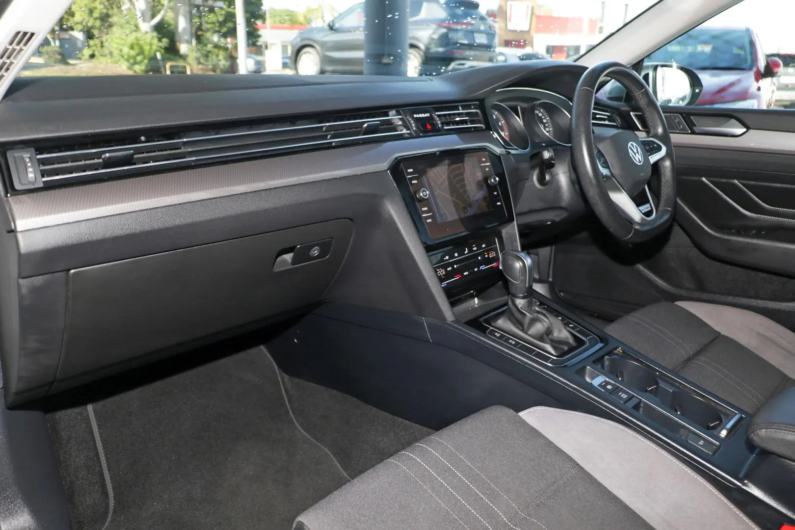 2022 Volkswagen Passat Gallery Image 7