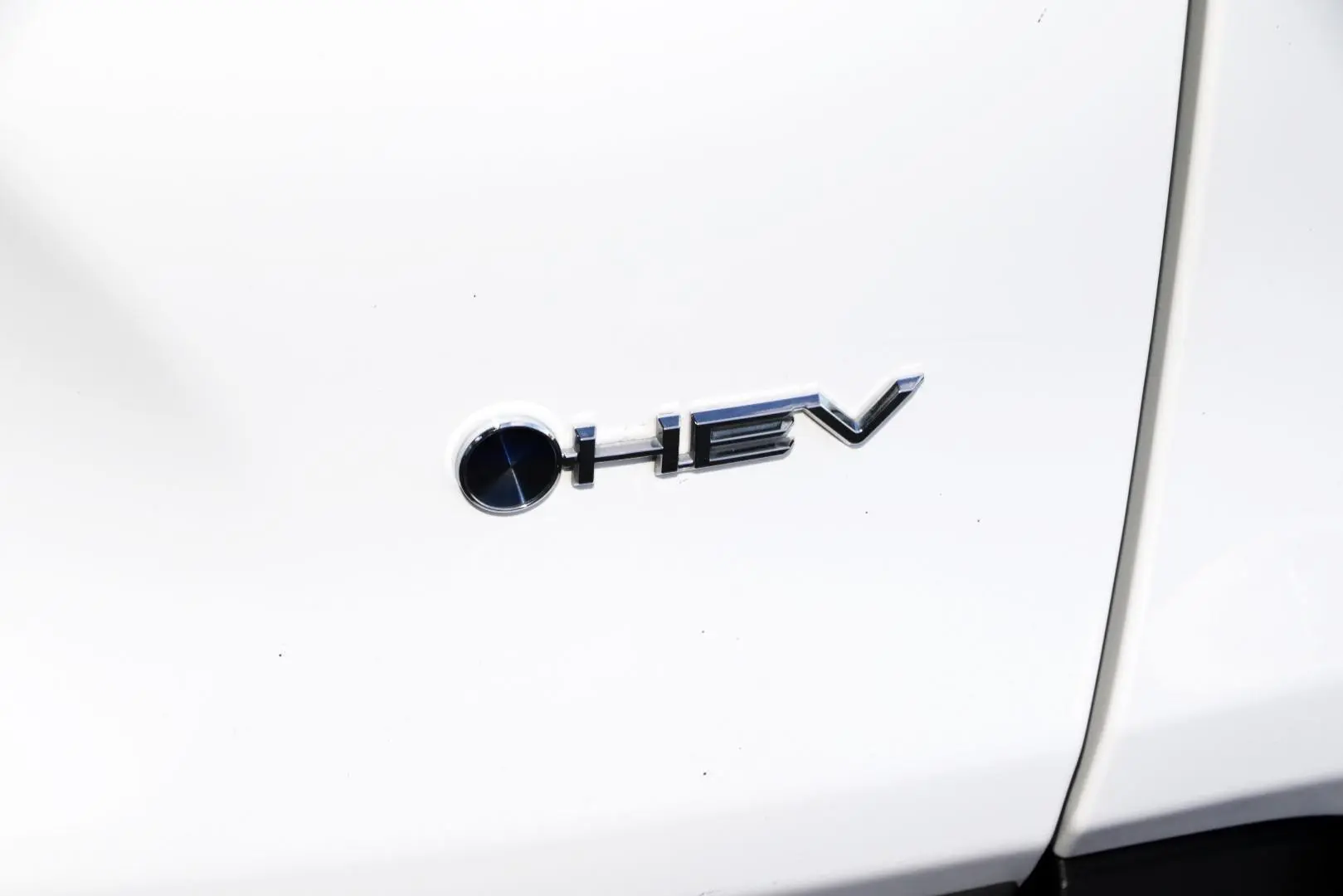2025 Toyota RAV4 Gallery Image 22