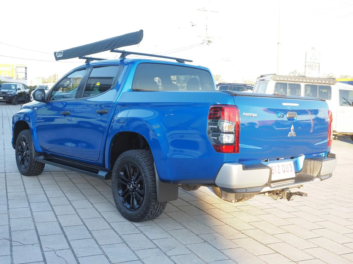 2022 Mitsubishi Triton Gallery Image 2