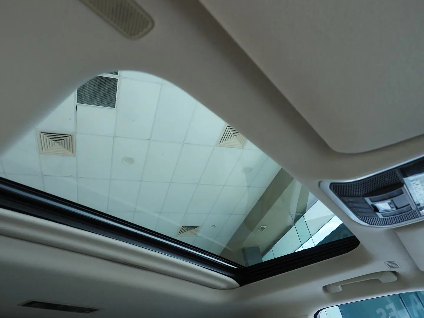 2022 Toyota Landcruiser Gallery Image 30