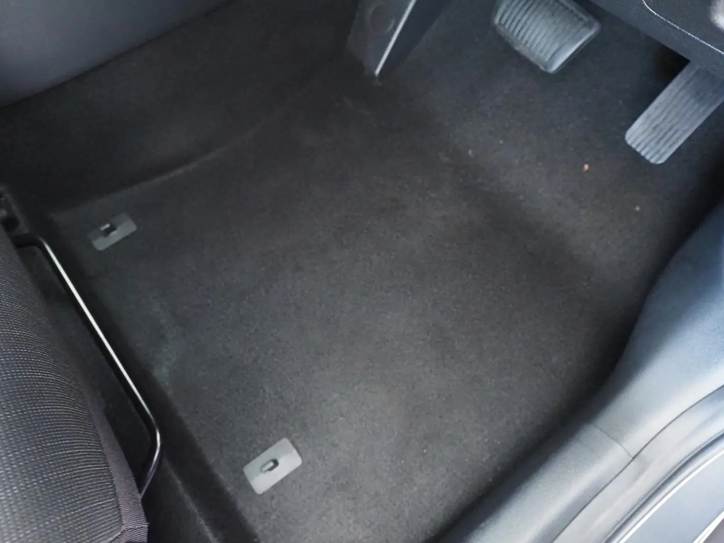 2022 Hyundai Kona Gallery Image 16