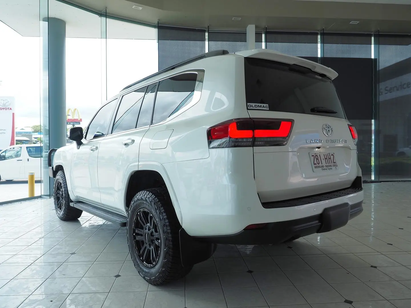 2022 Toyota Landcruiser Gallery Image 9